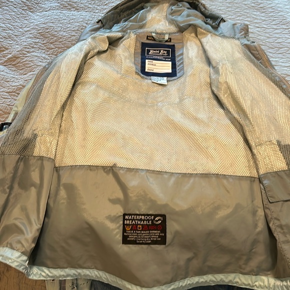 Ladies Rain/Wind jacket - Picture 10 of 10